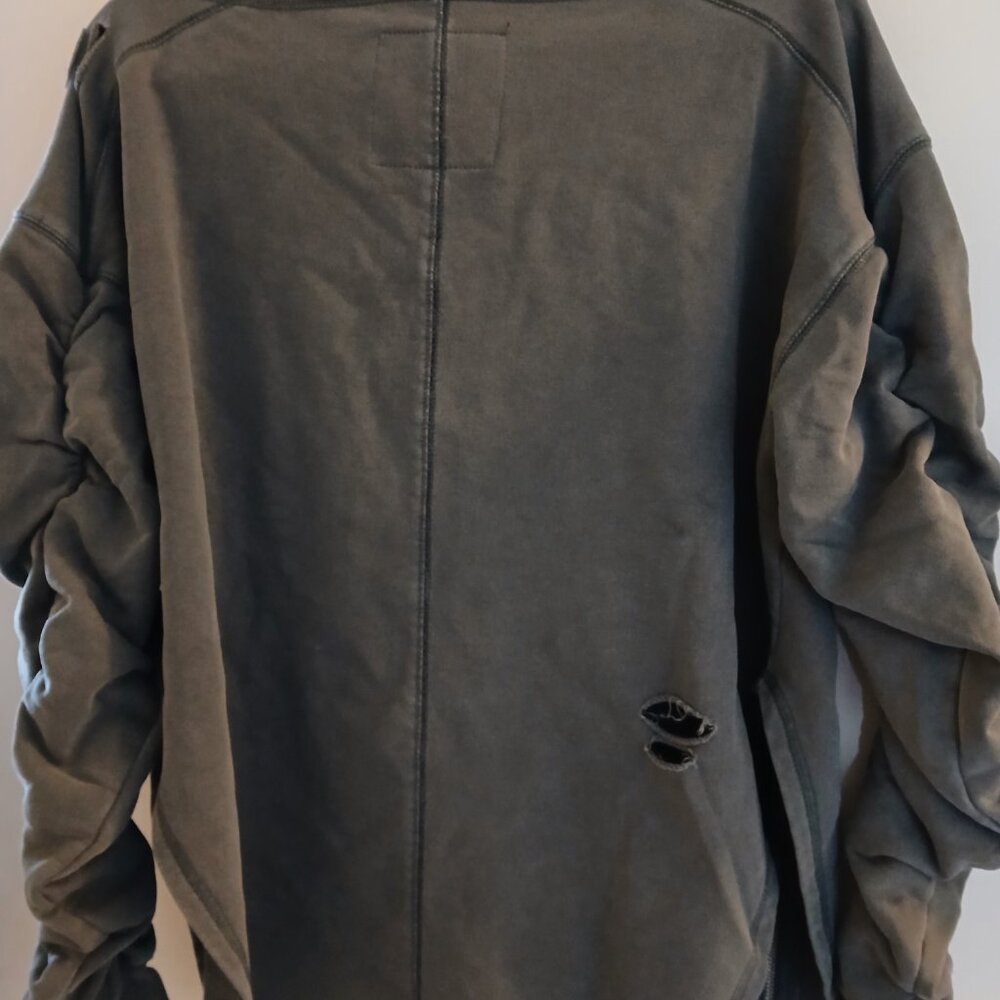 PEBBY FOREVEE Distressed Sweatshirt w/ Zippers on front/ rushed sleeves SZ L/XL - Picture 3 of 4